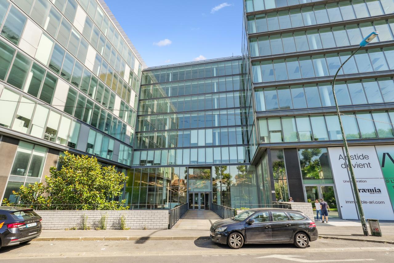 Bureau Bagneux 15474m² Location bureau Bagneux Hauts-de-Seine OLBUR2202043 0